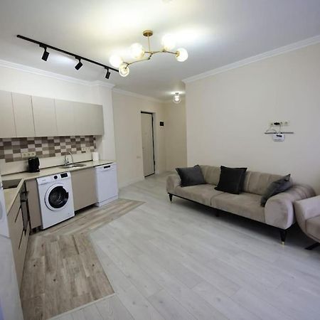 Persona Rooms Zugdidi Εξωτερικό φωτογραφία