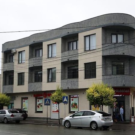 Persona Rooms Zugdidi Εξωτερικό φωτογραφία